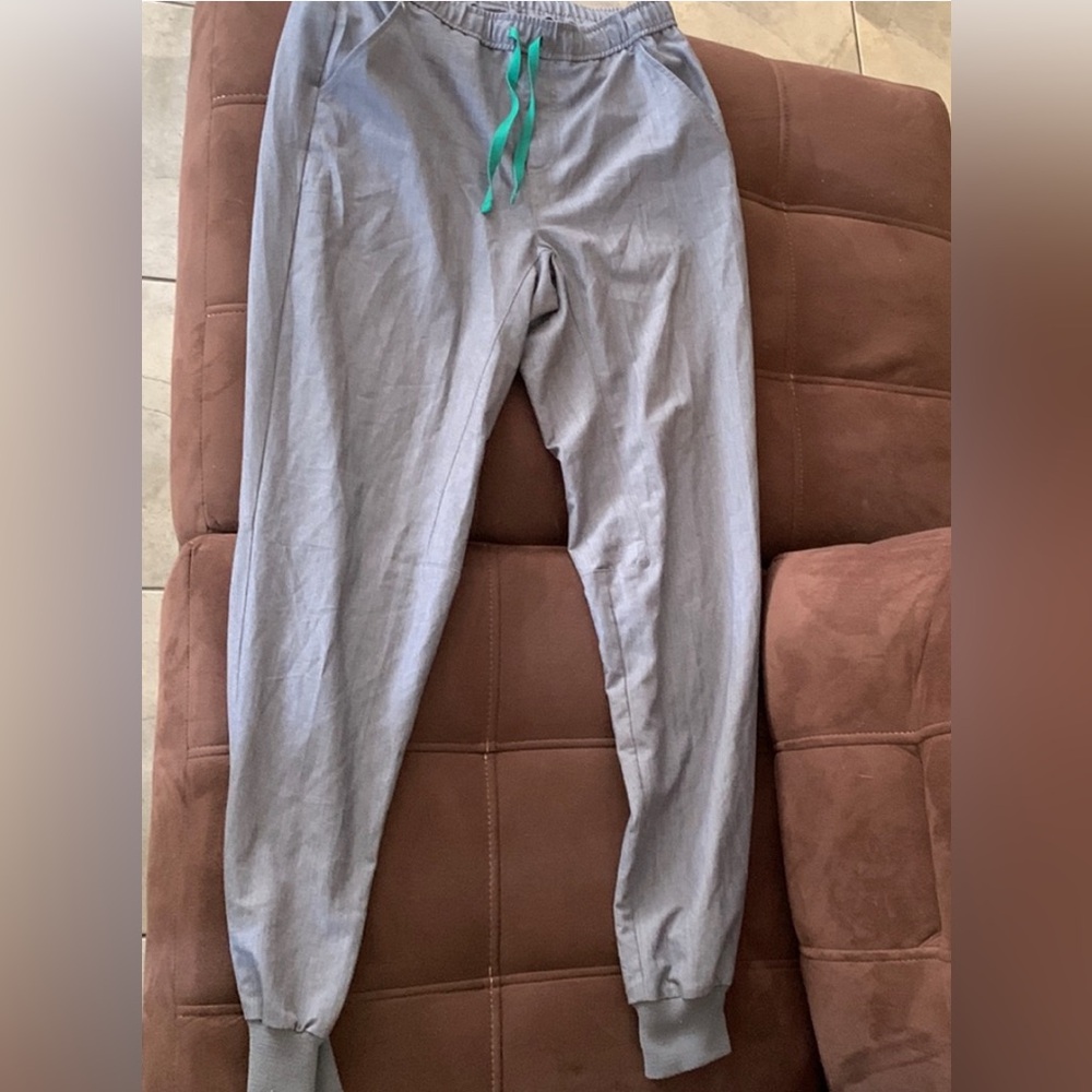 Figs Men's Tansen Jogger Scrub Pants Graphite